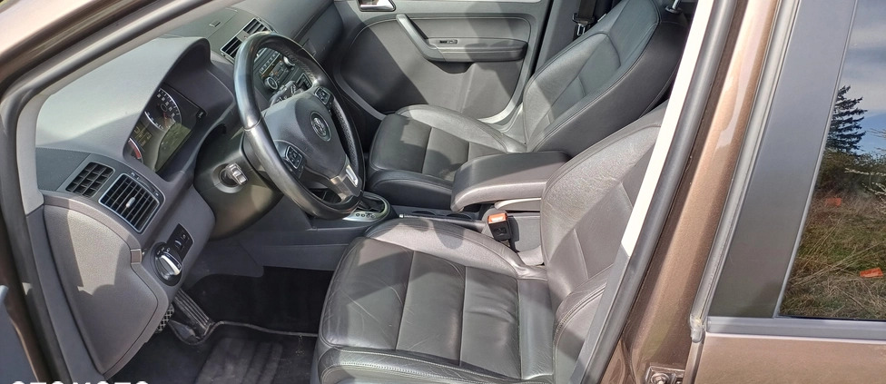 Volkswagen Touran cena 38000 przebieg: 290000, rok produkcji 2011 z Kobylin małe 211